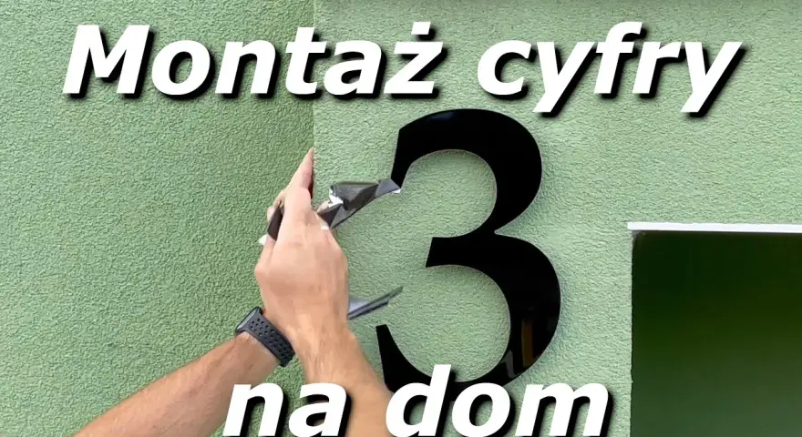 Jak zamontować numer domu na elewacji - uniknij najczęstszych błędów